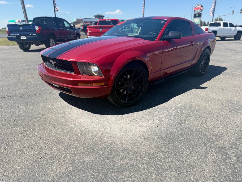 2009 Ford Mustang Image 1
