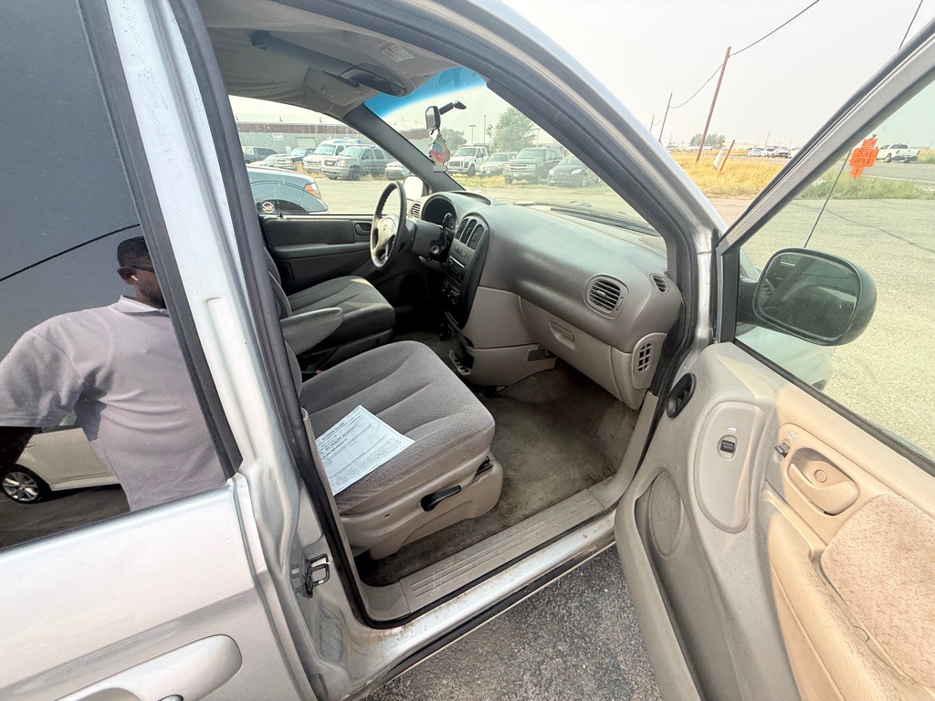 2001 Dodge Grand Caravan Image 6