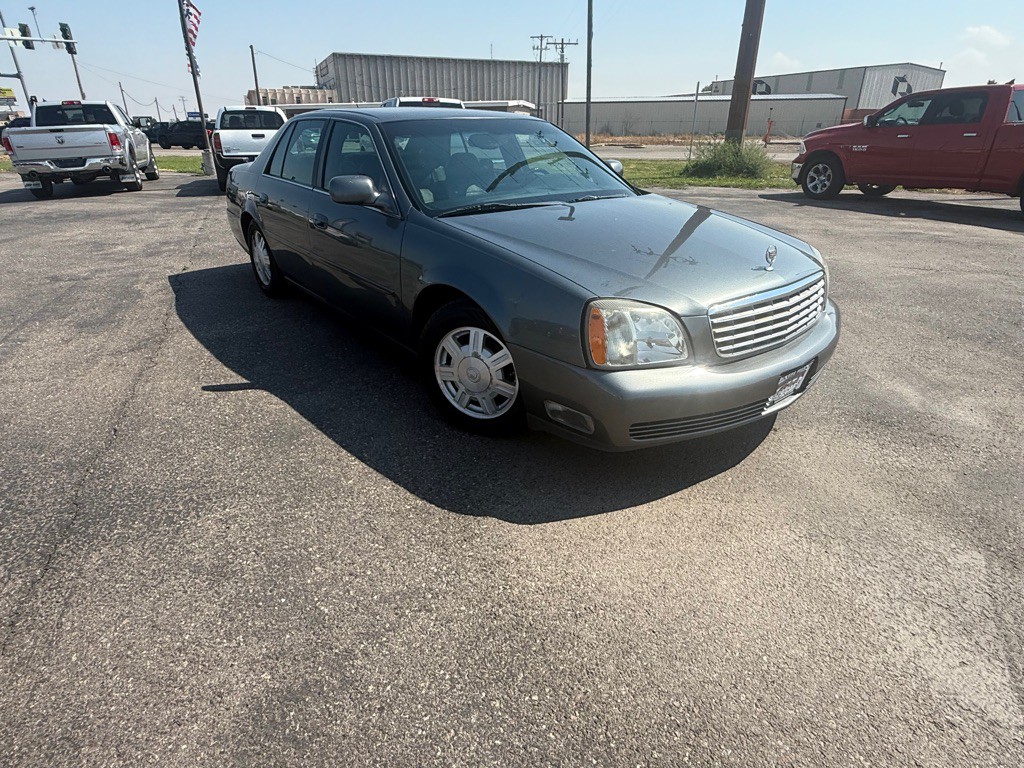 2005 Cadillac DeVille Image 2