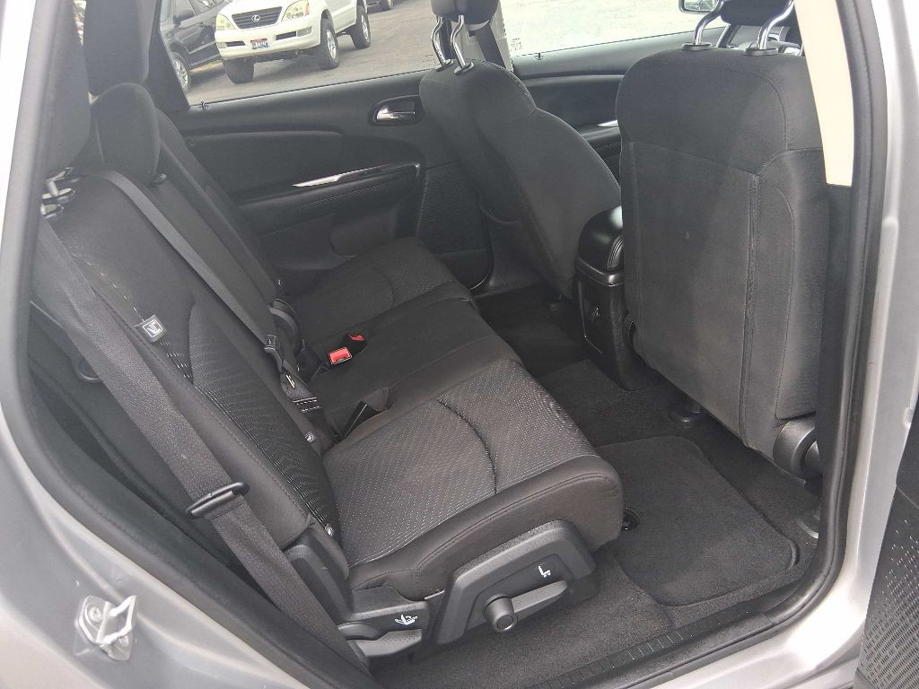 2017 Dodge Journey Image 16