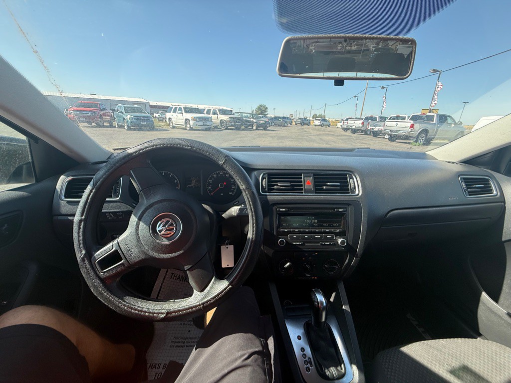 2013 Volkswagen Jetta Image 11