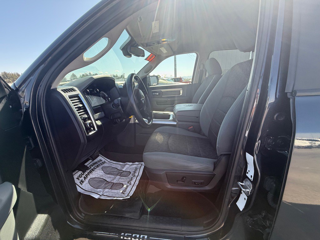 2017 RAM 1500 Image 7