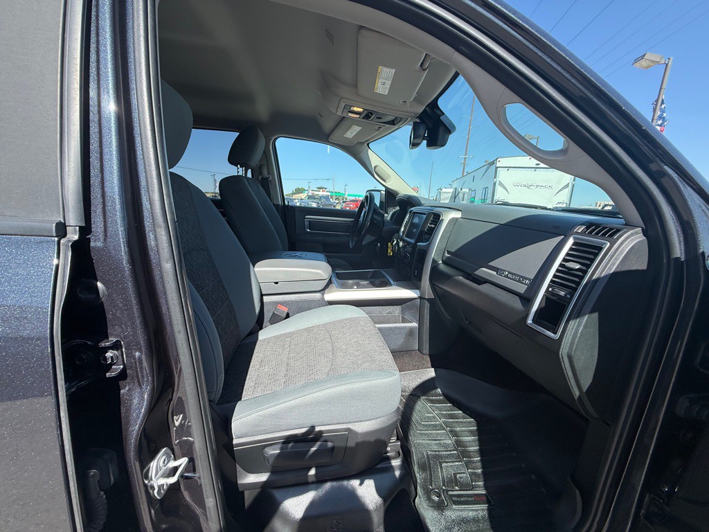 2017 RAM 1500 Image 8