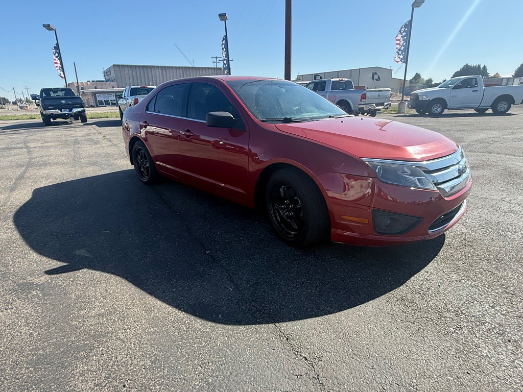 2010 Ford Fusion Image 2