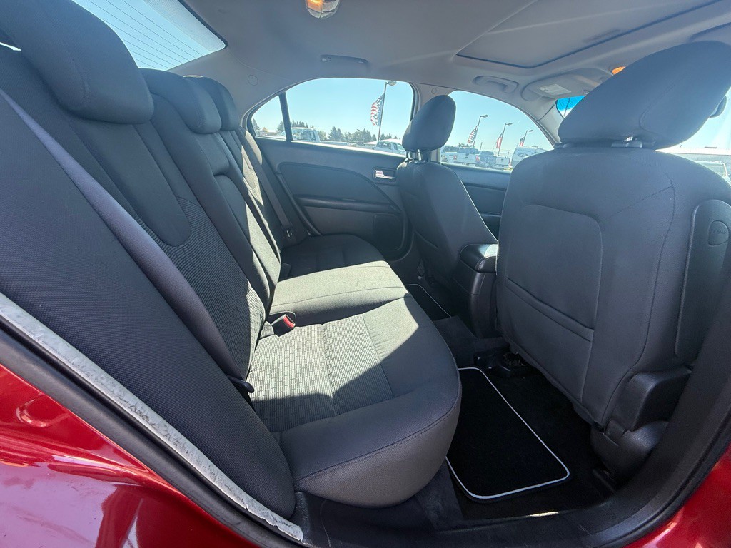 2010 Ford Fusion Image 10