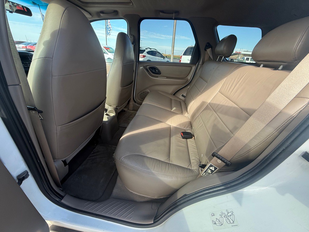 2001 Ford Escape Image 9
