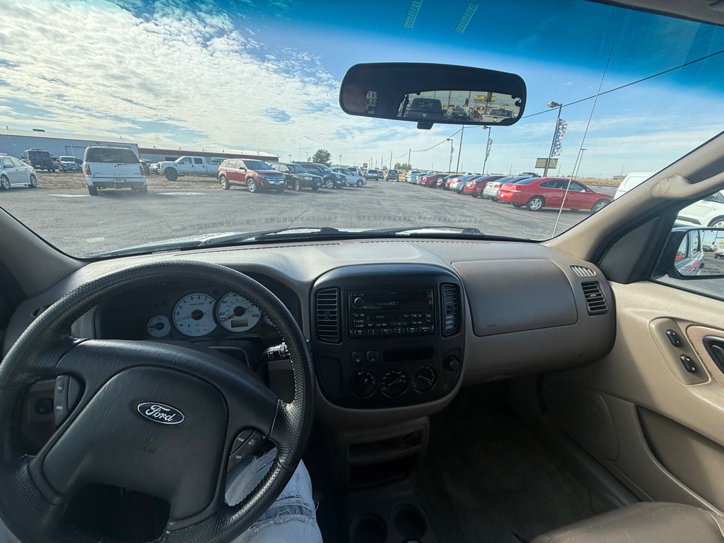 2001 Ford Escape Image 12