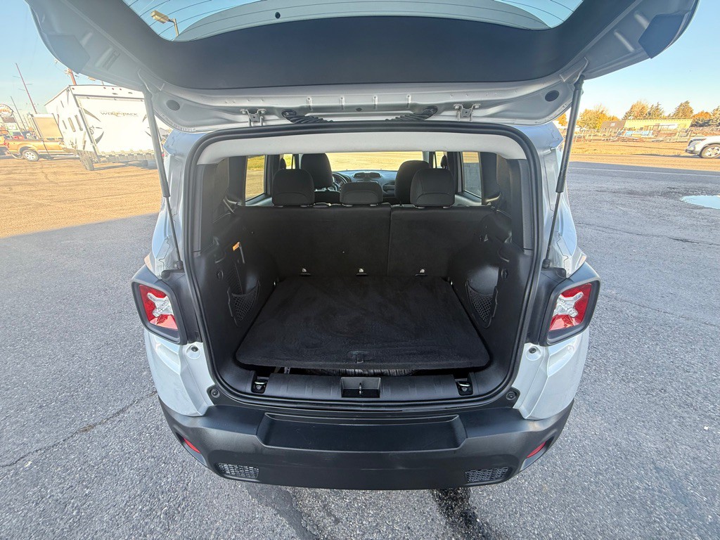 2018 Jeep Renegade Image 11