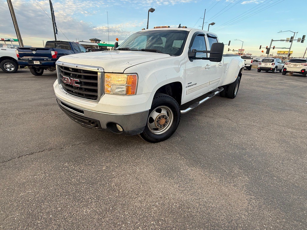 2008 GMC Sierra Image 1