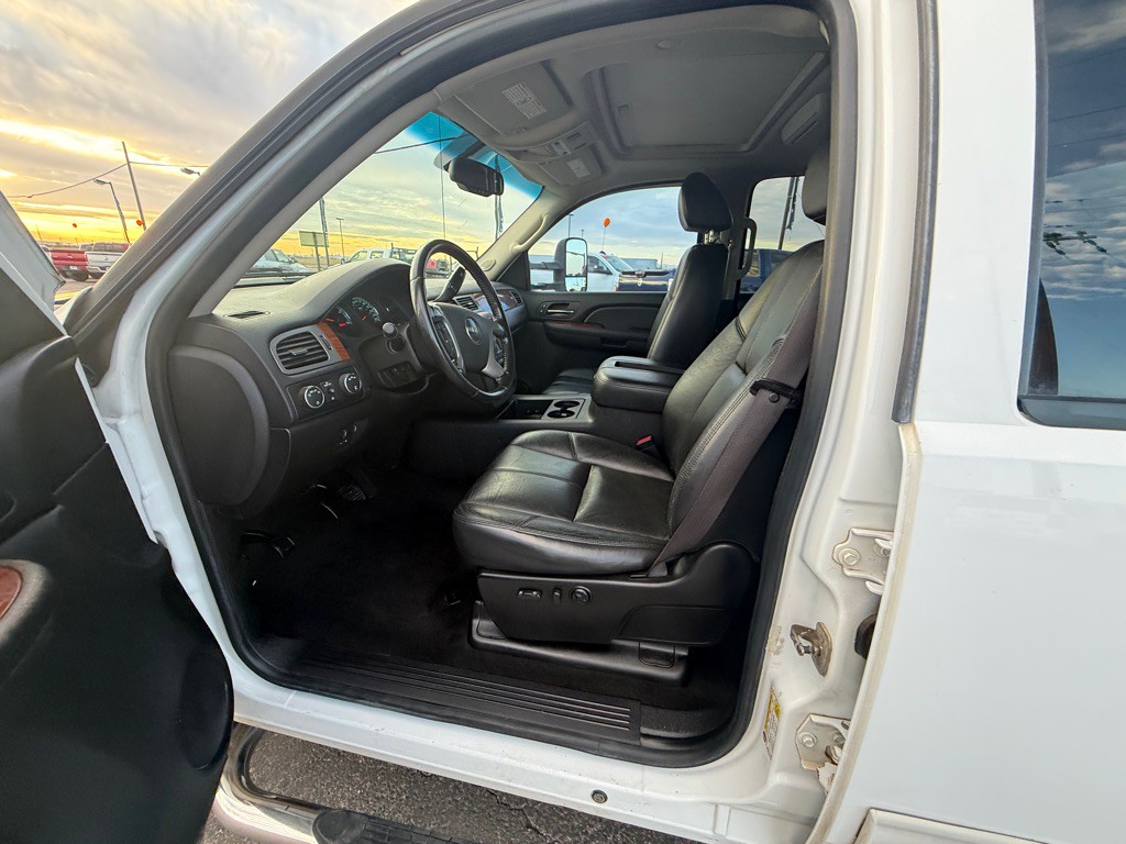 2008 GMC Sierra Image 7