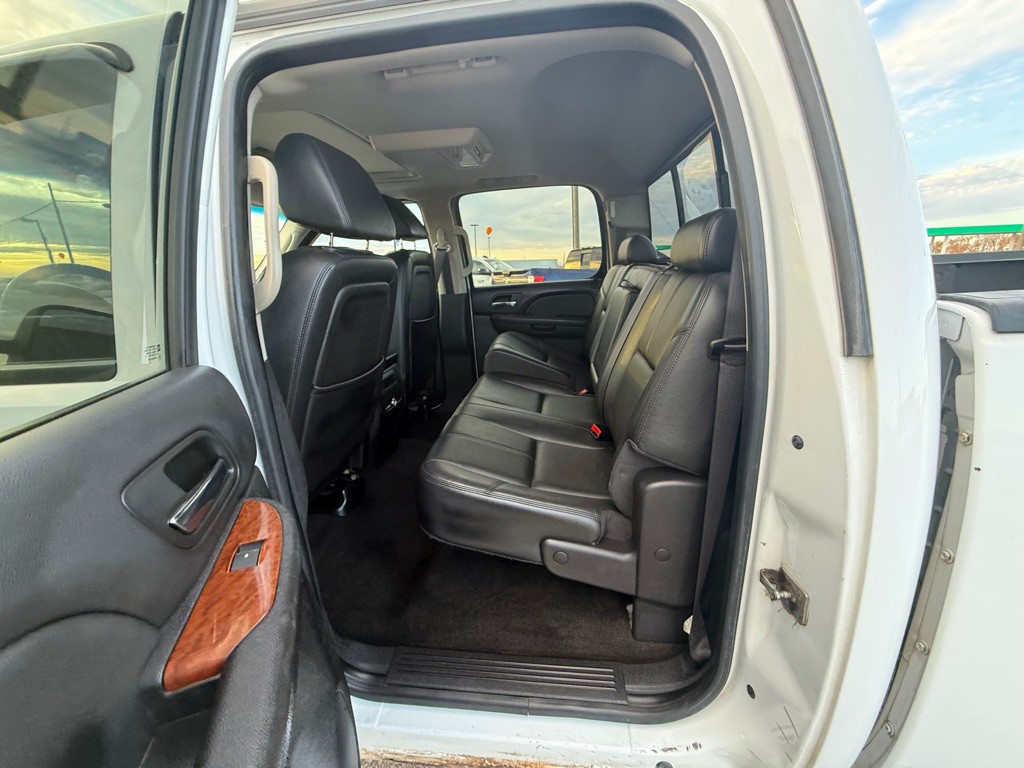 2008 GMC Sierra Image 9