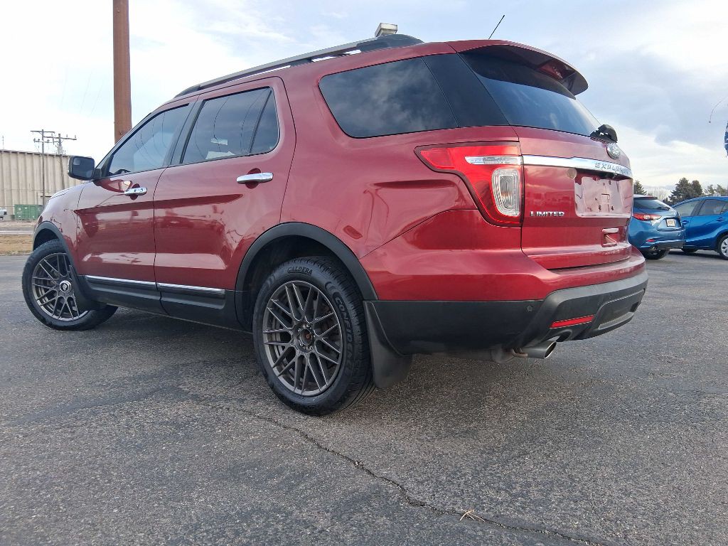 2013 Ford Explorer Image 2
