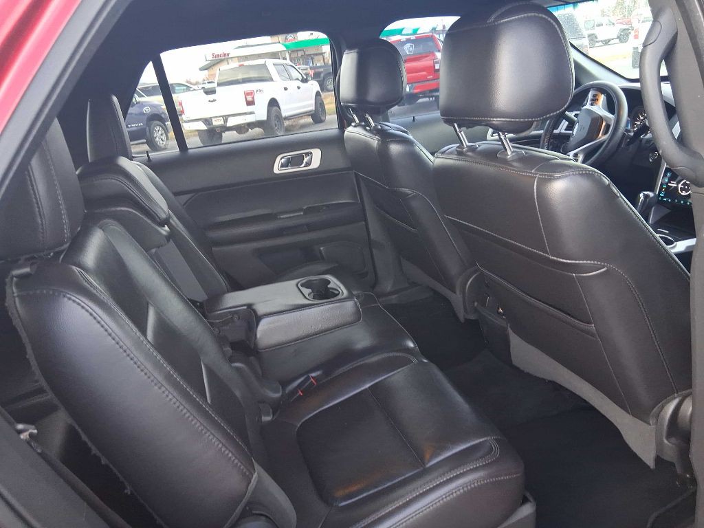 2013 Ford Explorer Image 19