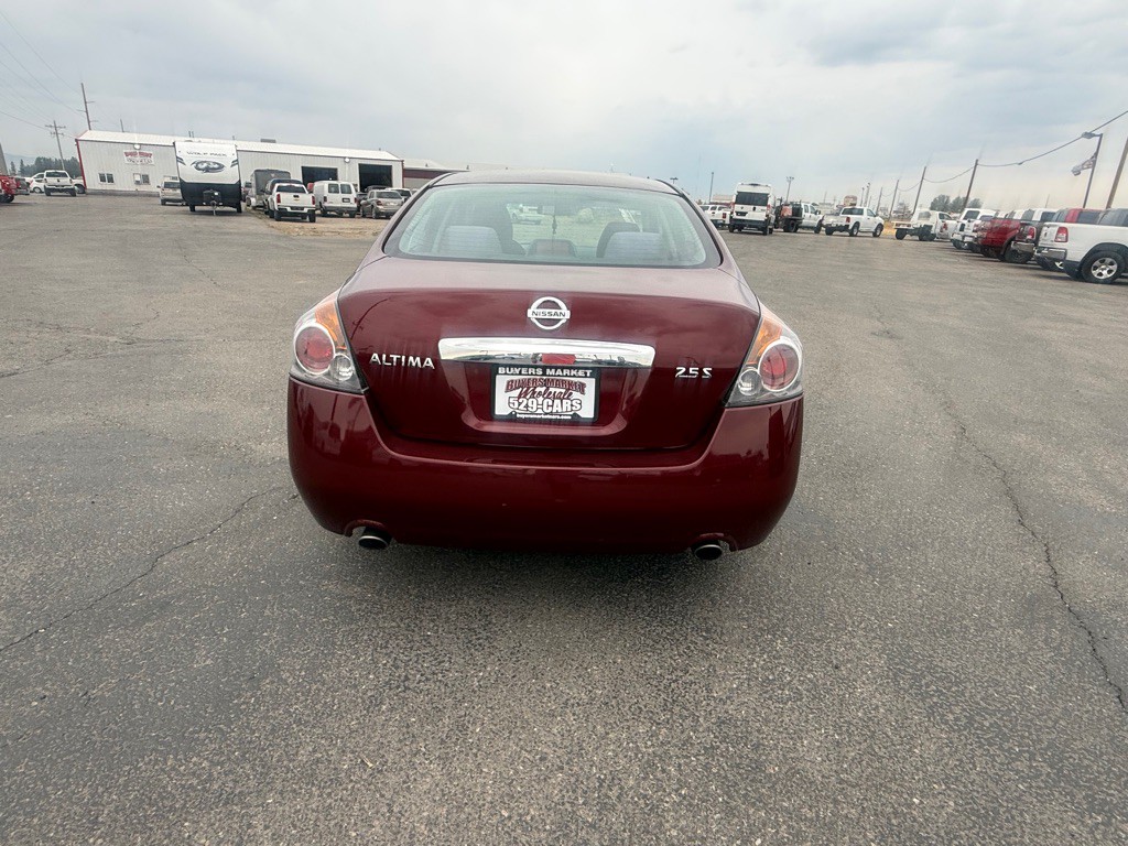 2011 Nissan Altima Image 6