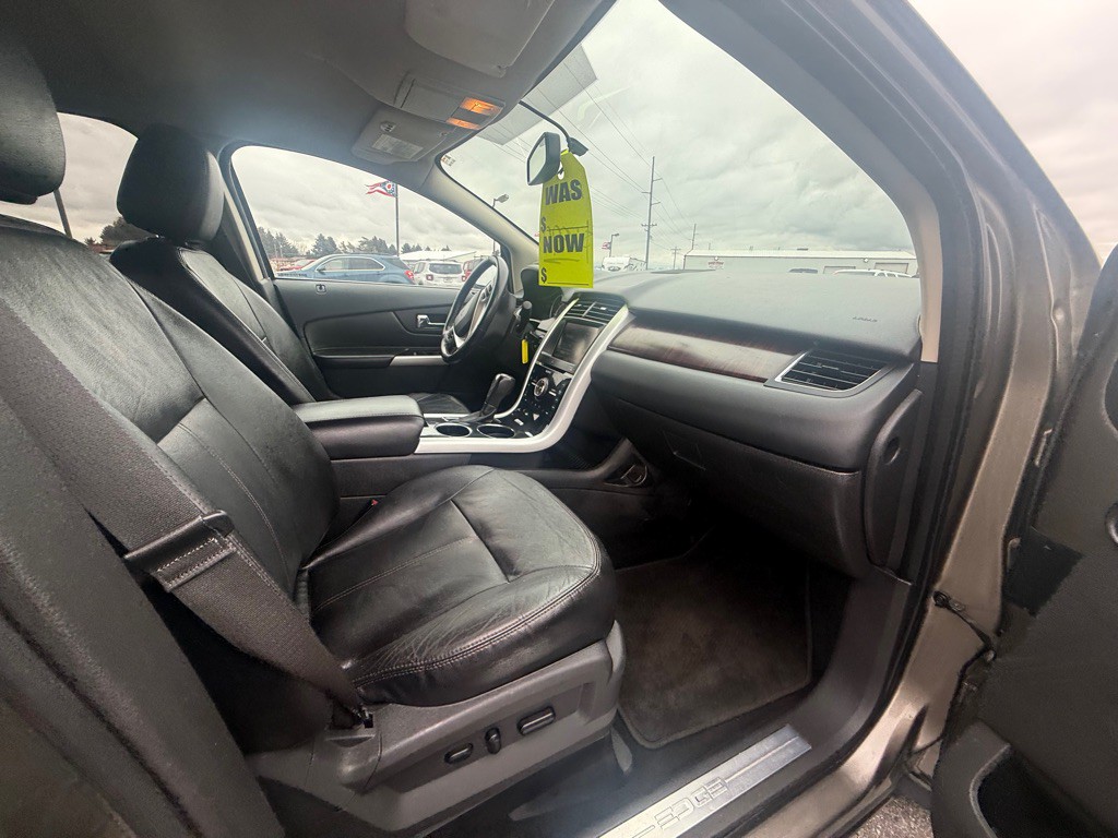 2014 Ford Edge Image 8
