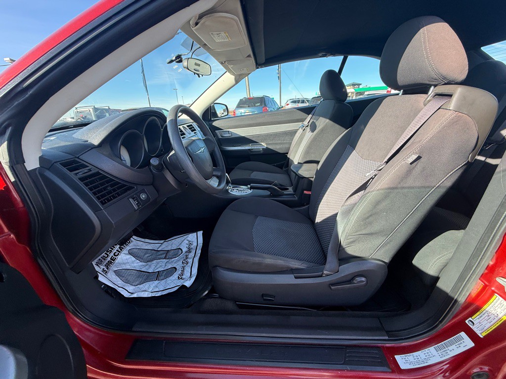 2009 Chrysler Sebring Image 7