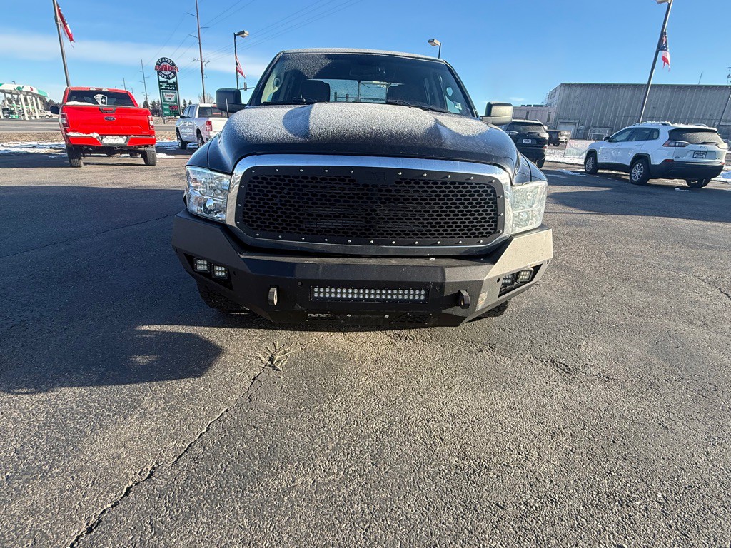 2019 RAM 1500 Image 3