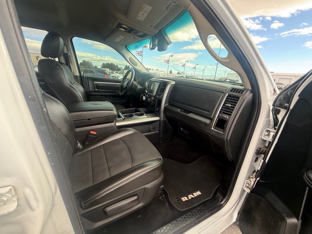 2015 RAM 1500 Image 8