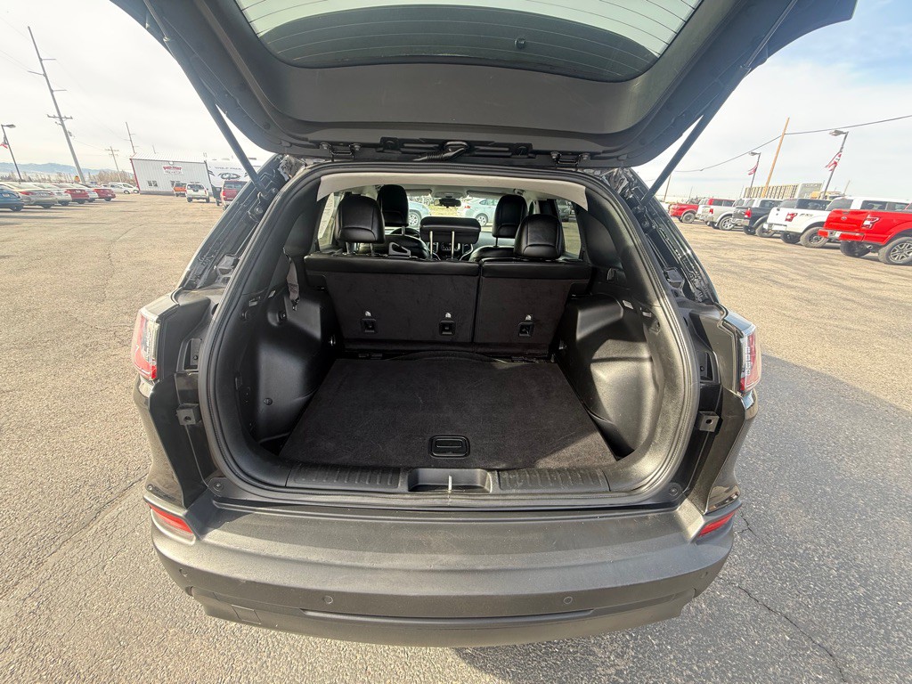 2019 Jeep Cherokee Image 7