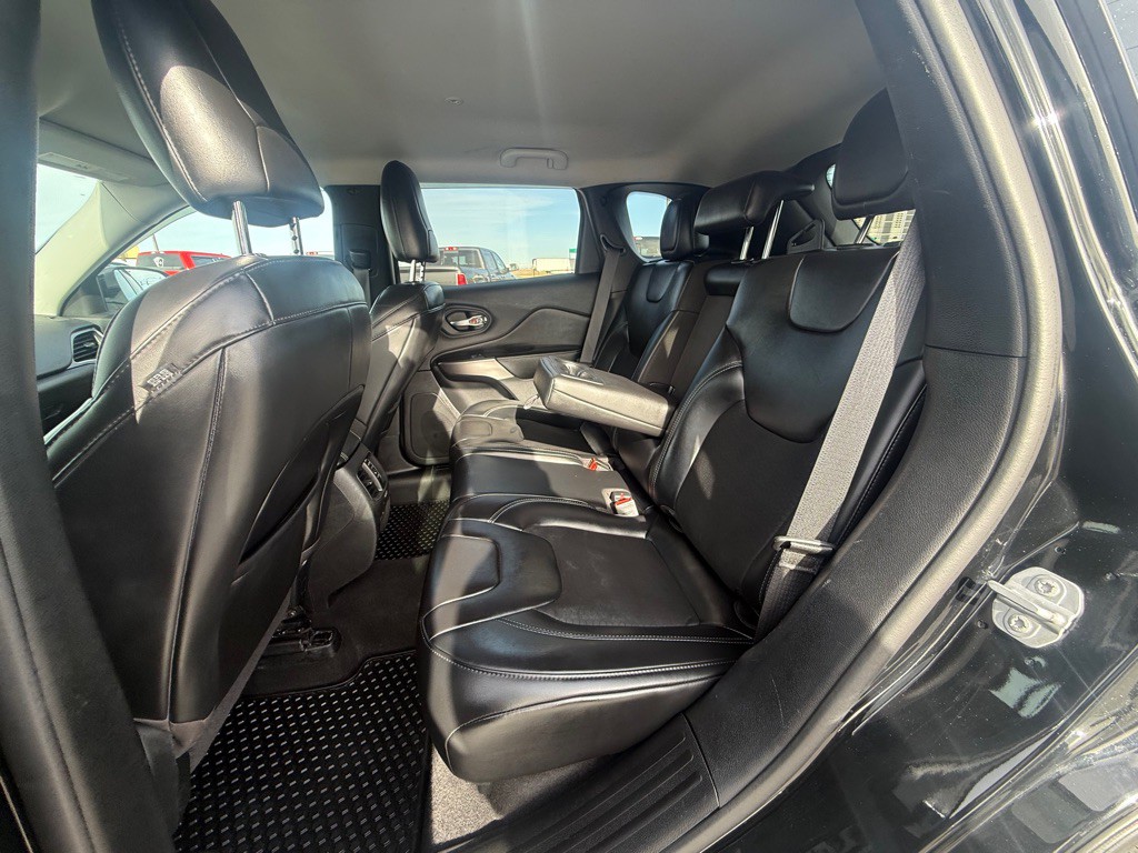 2019 Jeep Cherokee Image 11