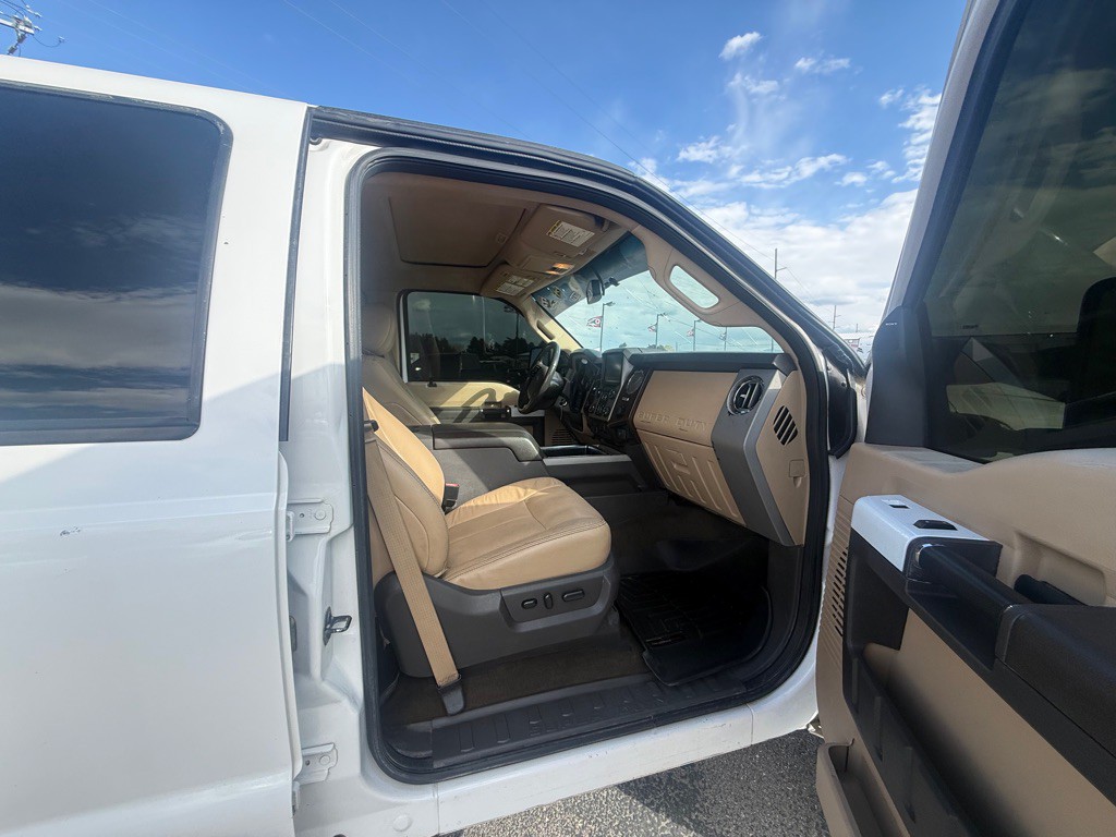 2015 Ford F-250 Image 11