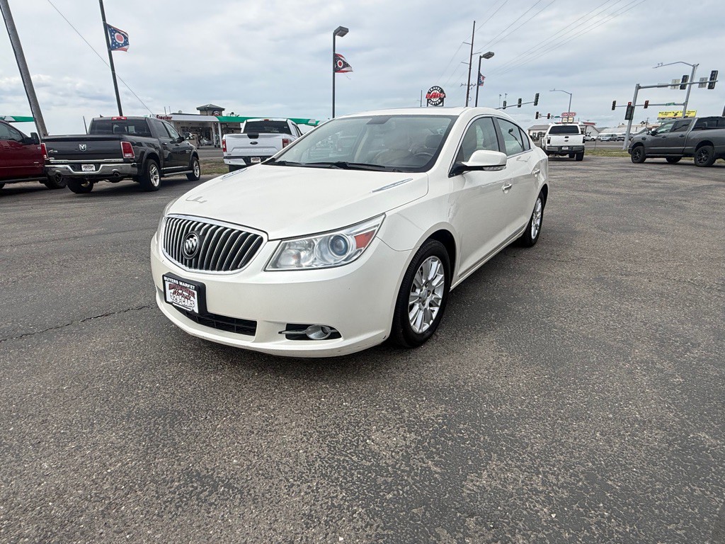 2013 Buick Lacrosse Image 1