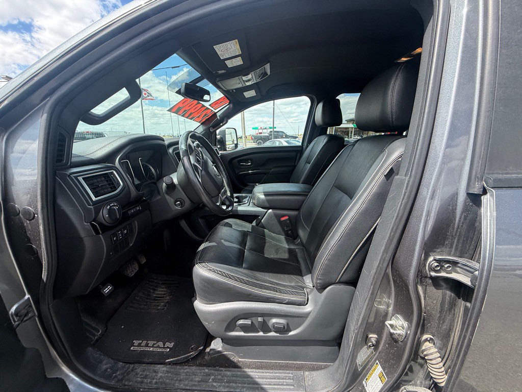 2018 Nissan Titan Image 7