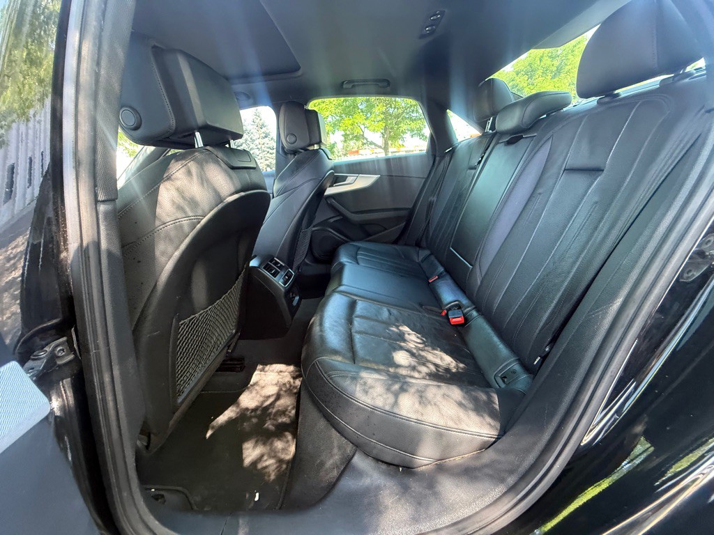 2019 Audi A4 Image 9