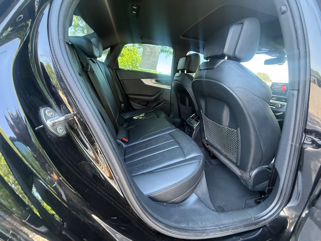 2019 Audi A4 Image 10