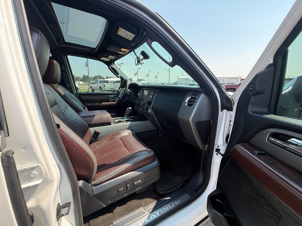 2017 Ford Expedition Image 8