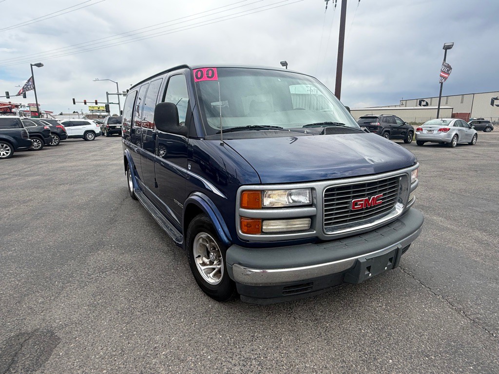 2000 GMC Savana Image 2