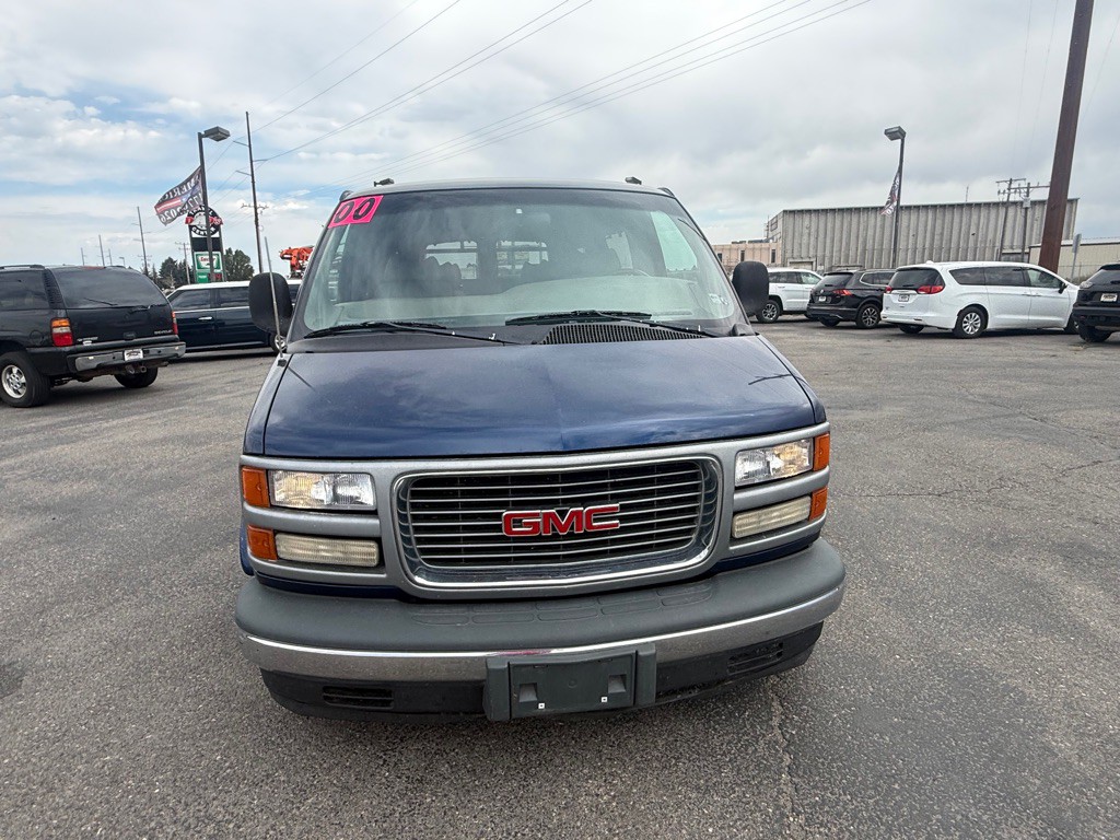 2000 GMC Savana Image 3