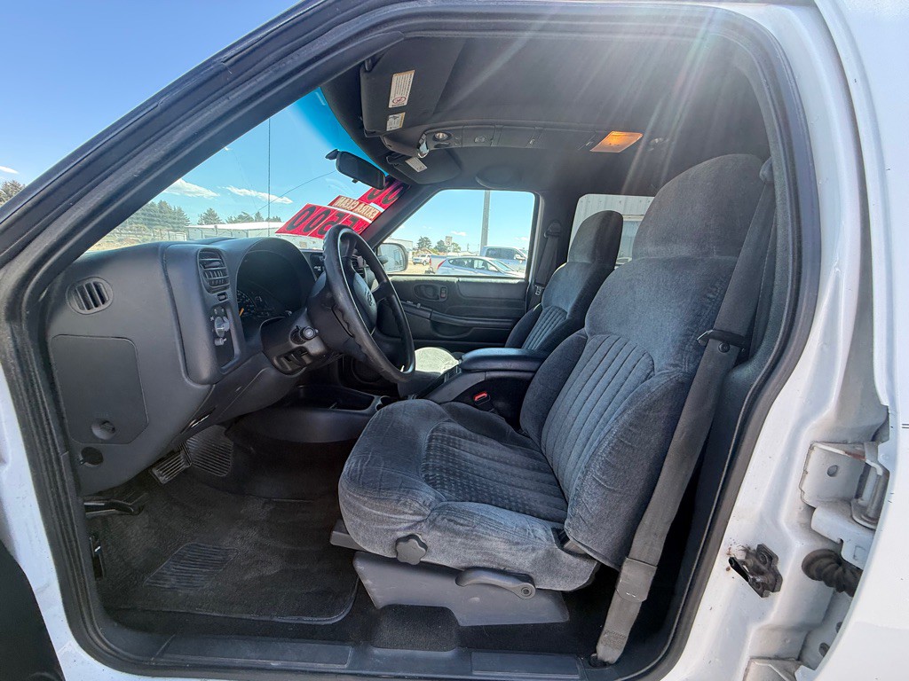 2000 Chevrolet Blazer Image 7