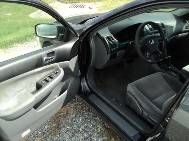 2004 Honda Accord Image 5