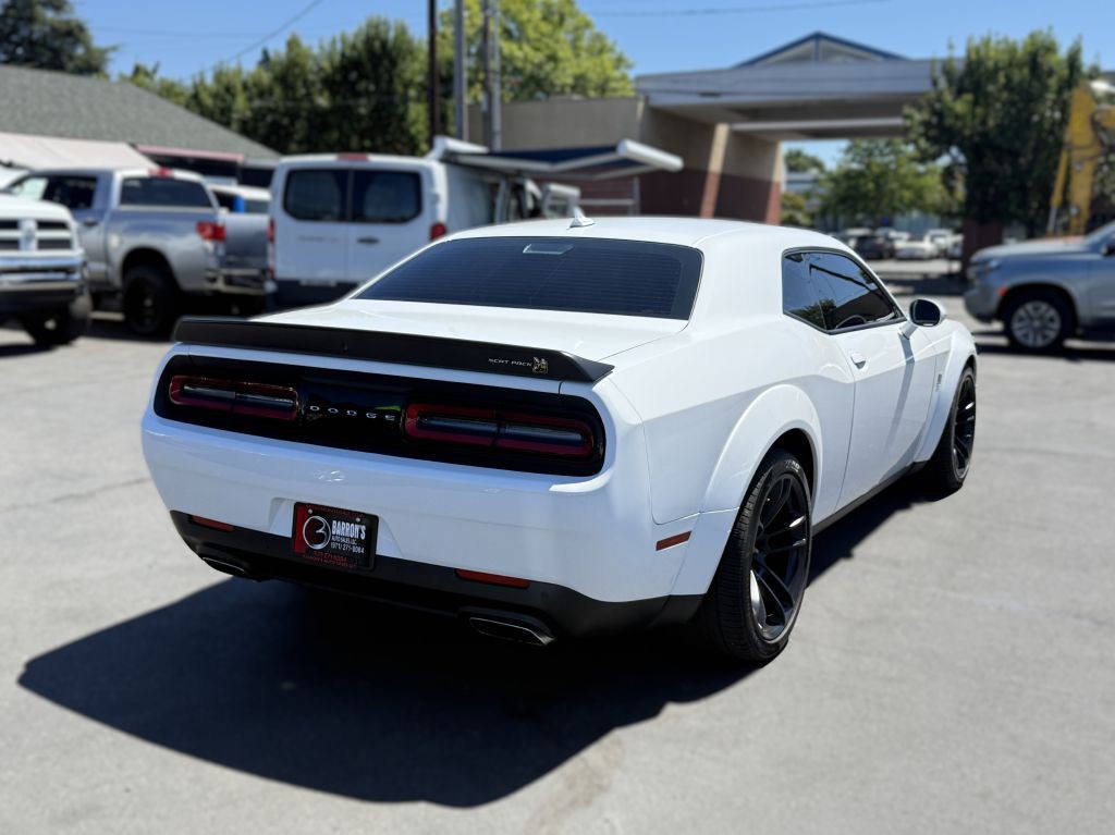 2021 Dodge Challenger Image 7