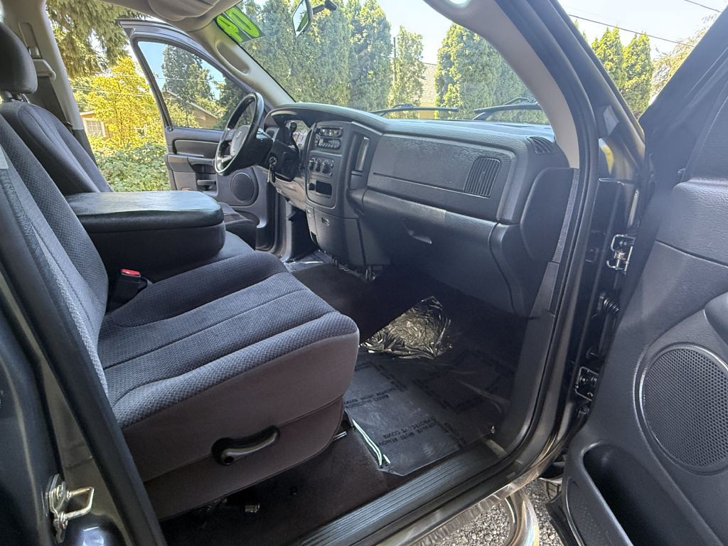 2004 Dodge Ram 1500 Image 16