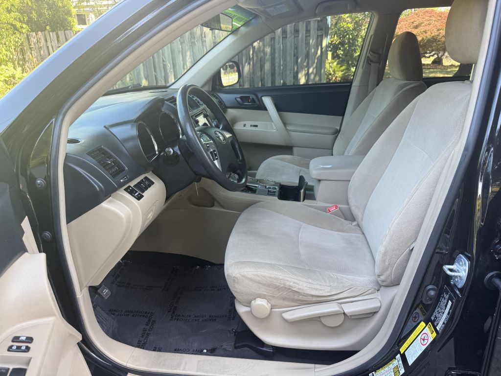2013 Toyota Highlander Image 9
