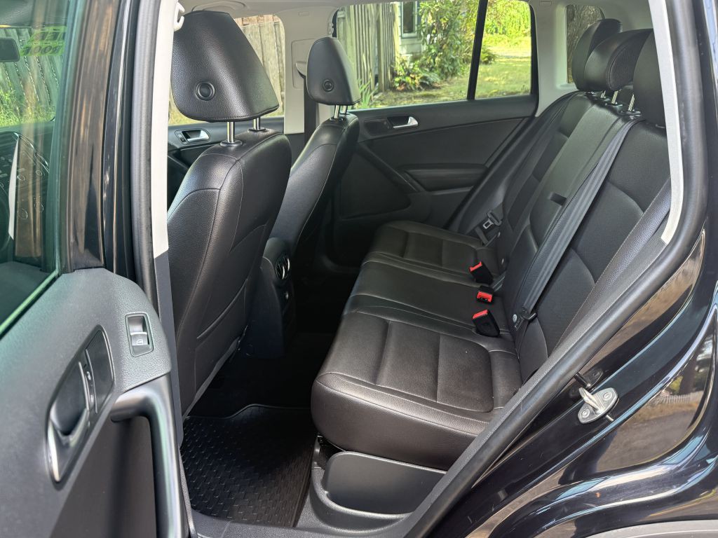 2013 Volkswagen Tiguan Image 14