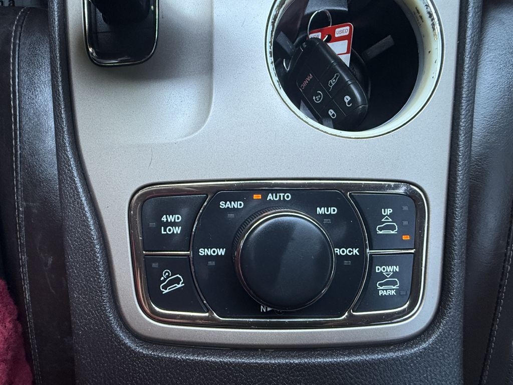 2014 Jeep Grand Cherokee Image 16