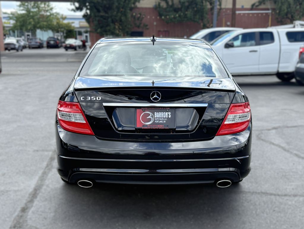 2010 Mercedes-Benz C-Class Image 5