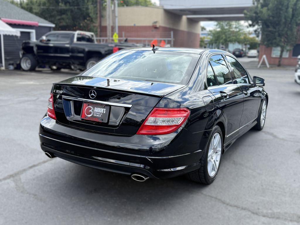 2010 Mercedes-Benz C-Class Image 6