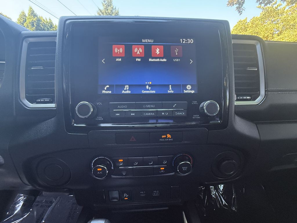 2022 Nissan Frontier Image 11