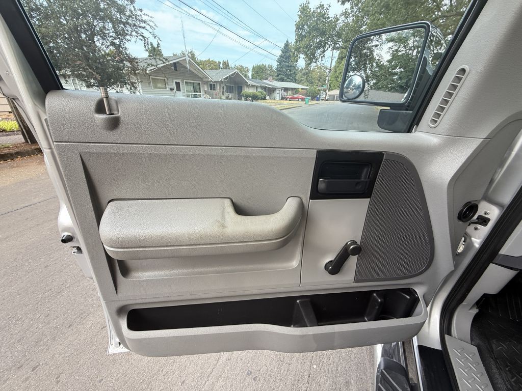 2005 Ford F-150 Image 10