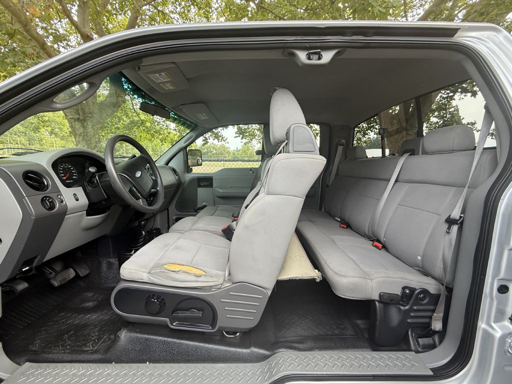 2005 Ford F-150 Image 12