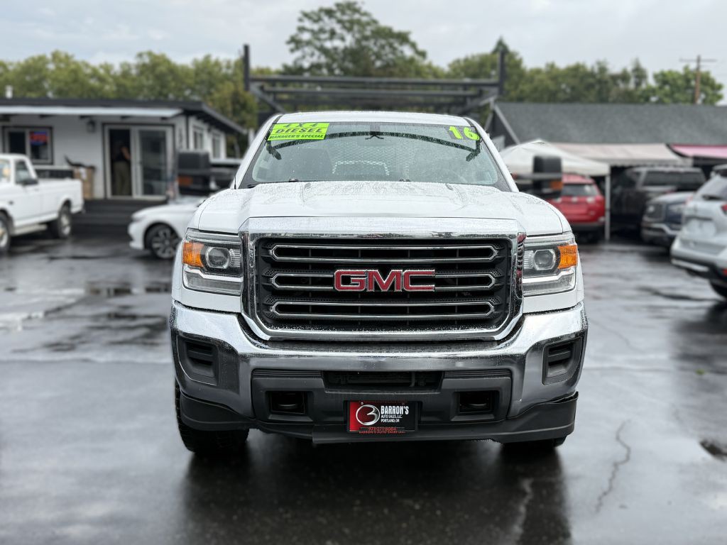 2016 GMC Sierra Image 2