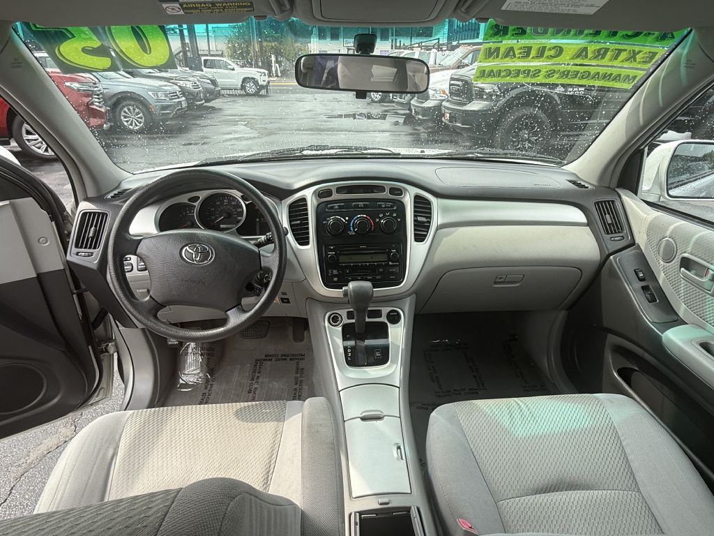 2005 Toyota Highlander Image 13