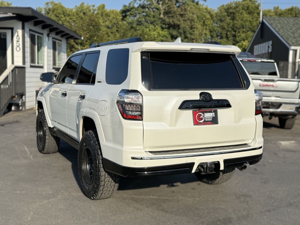 2021 Toyota 4Runner Image 4