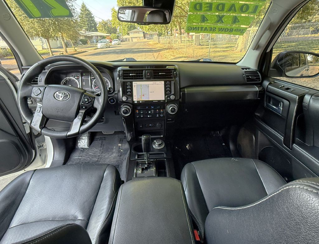 2021 Toyota 4Runner Image 11