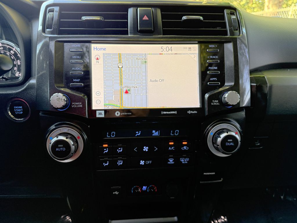 2021 Toyota 4Runner Image 13