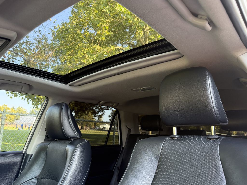 2021 Toyota 4Runner Image 14